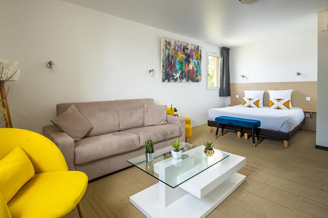 Logis Hotel Restaurant Le Clos Fleuri Castelnaudary Ngoại thất bức ảnh