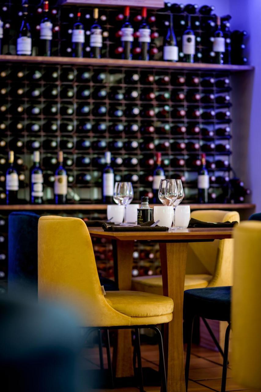 Logis Hotel Restaurant Le Clos Fleuri Castelnaudary Ngoại thất bức ảnh